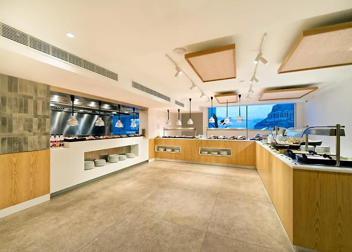 アパートホテル Amadores View - Adults Only