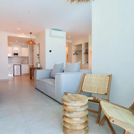 Amadores View - Adults Only Apartahotel