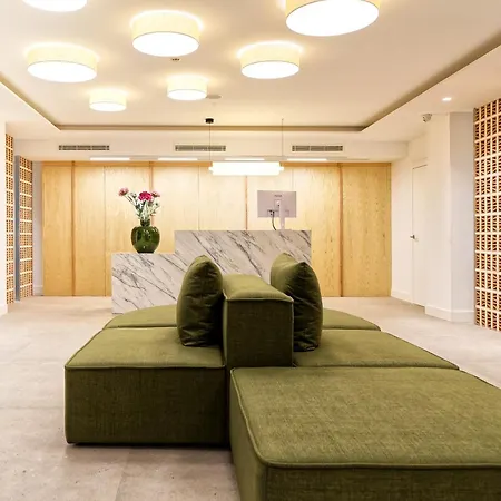 Apartahotel Amadores View - Adults Only