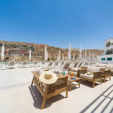 Apartahotel Amadores View - Adults Only
